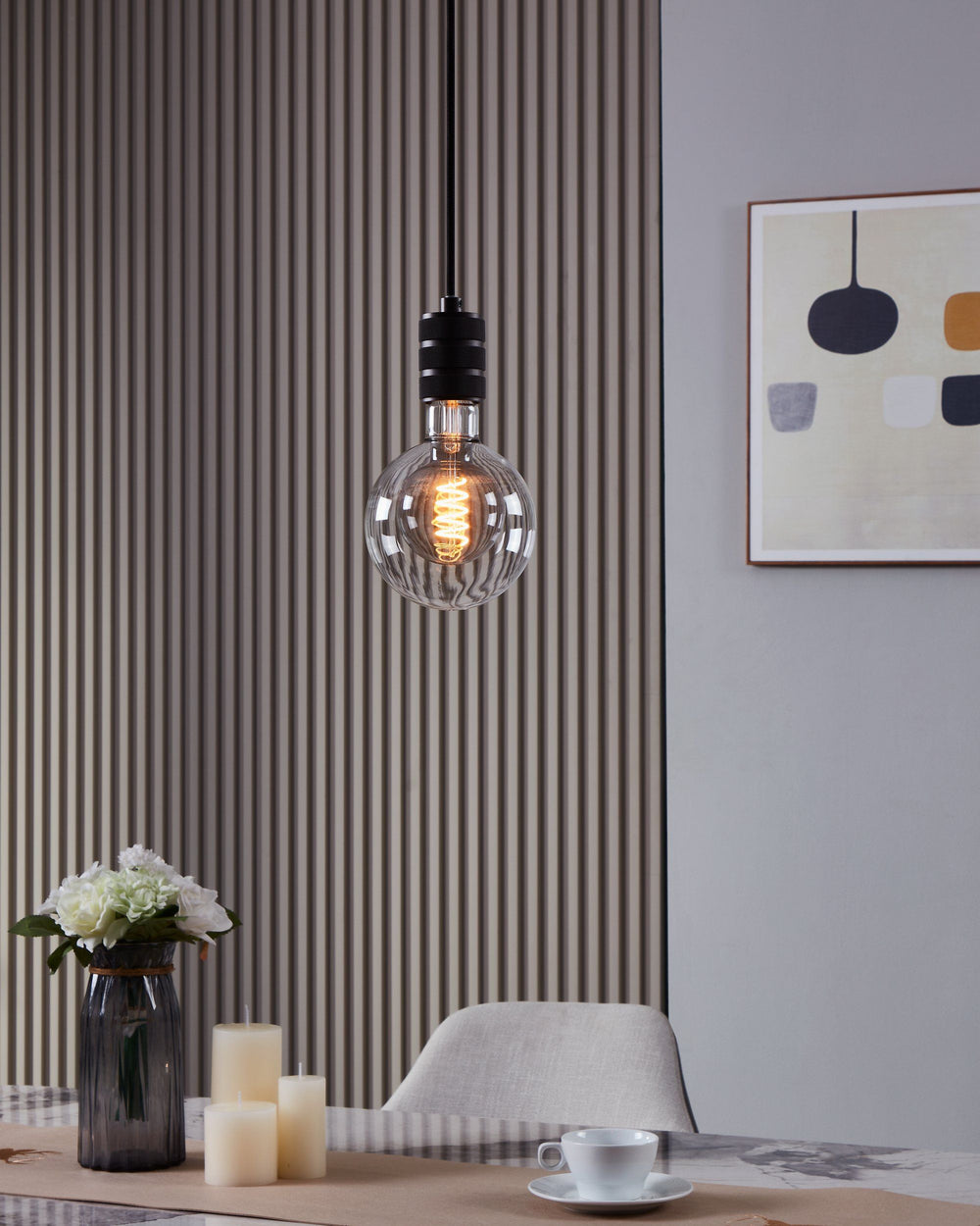 4W E27 LED G125 globe black transparent GLOBES