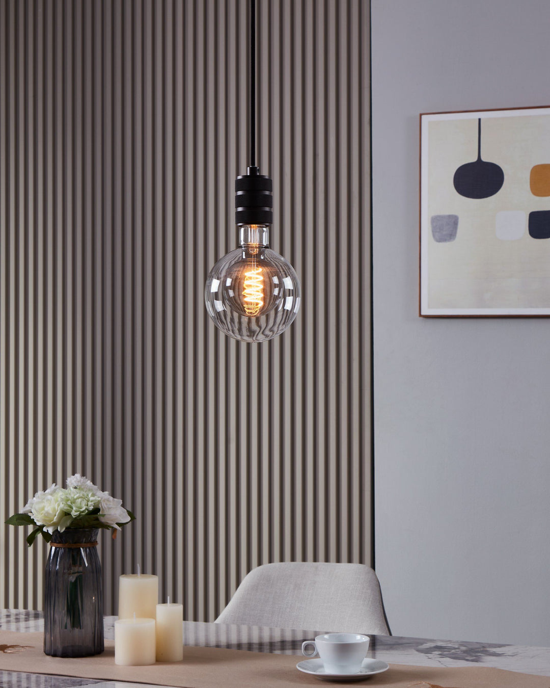 4W E27 LED G125 globe black transparent GLOBES
