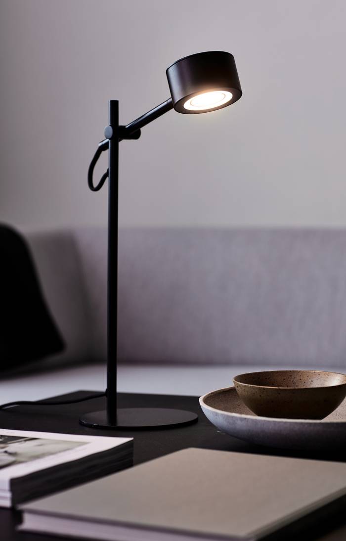 Clyde | Table Lamp | Black TABLE LAMP