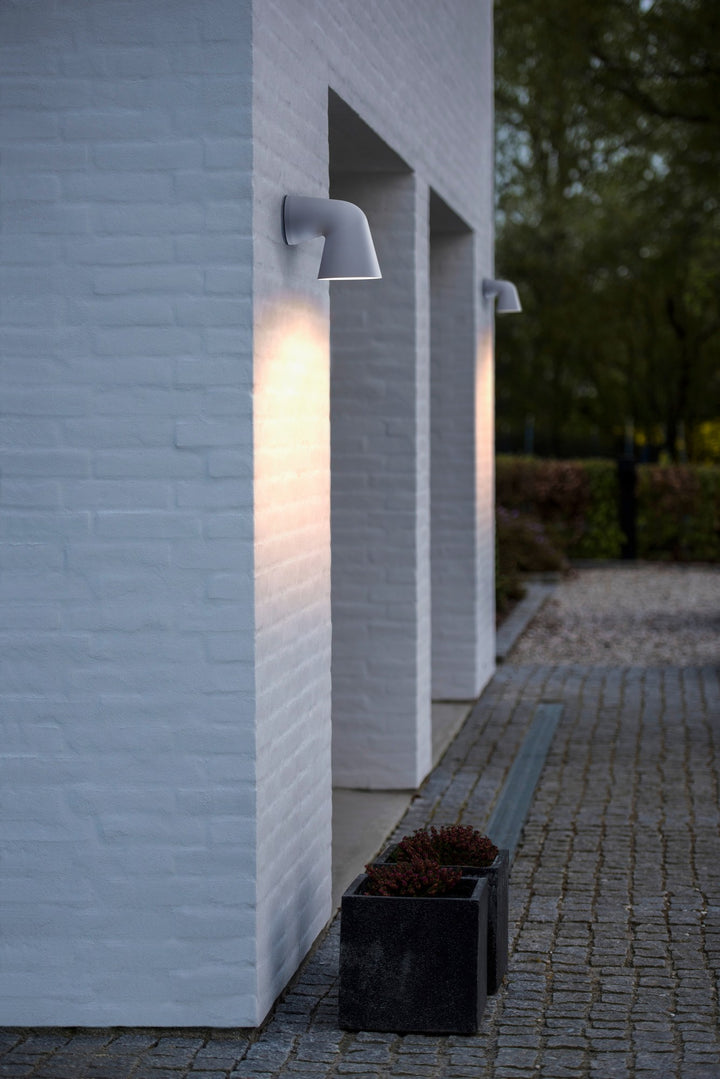 Front Single Wall light Black/White WALL LIGHT