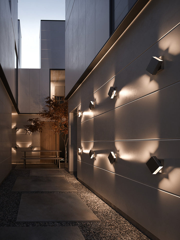Turn Wall light White /Black WALL LIGHT