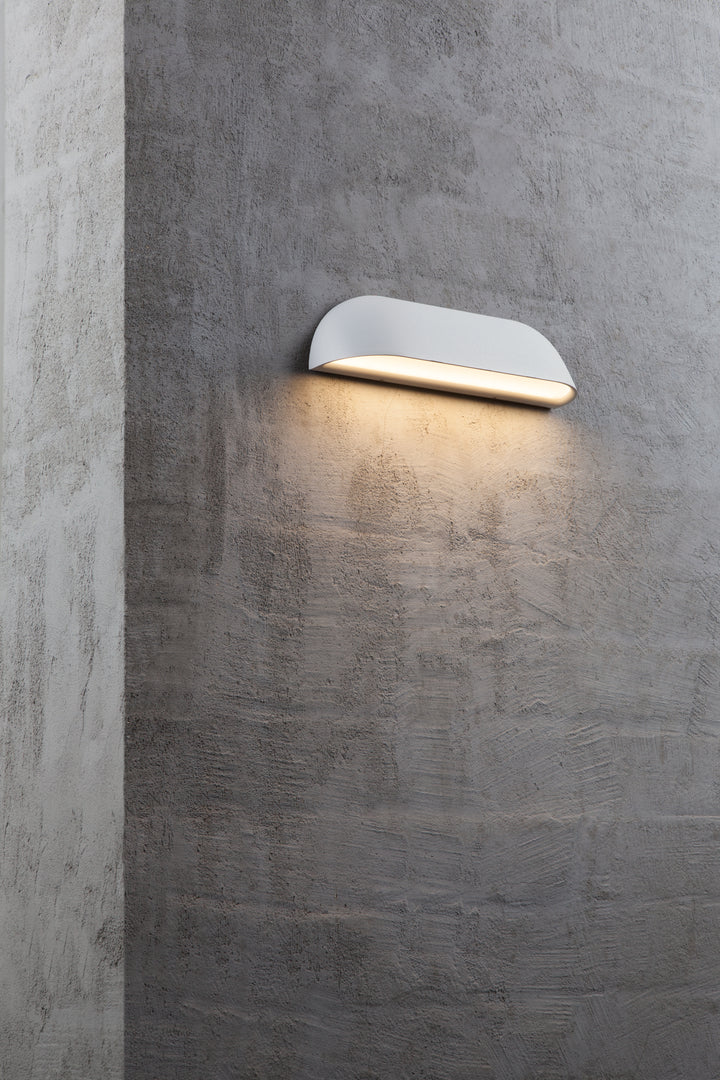 Front 26 Wall light Black/White WALL LIGHT
