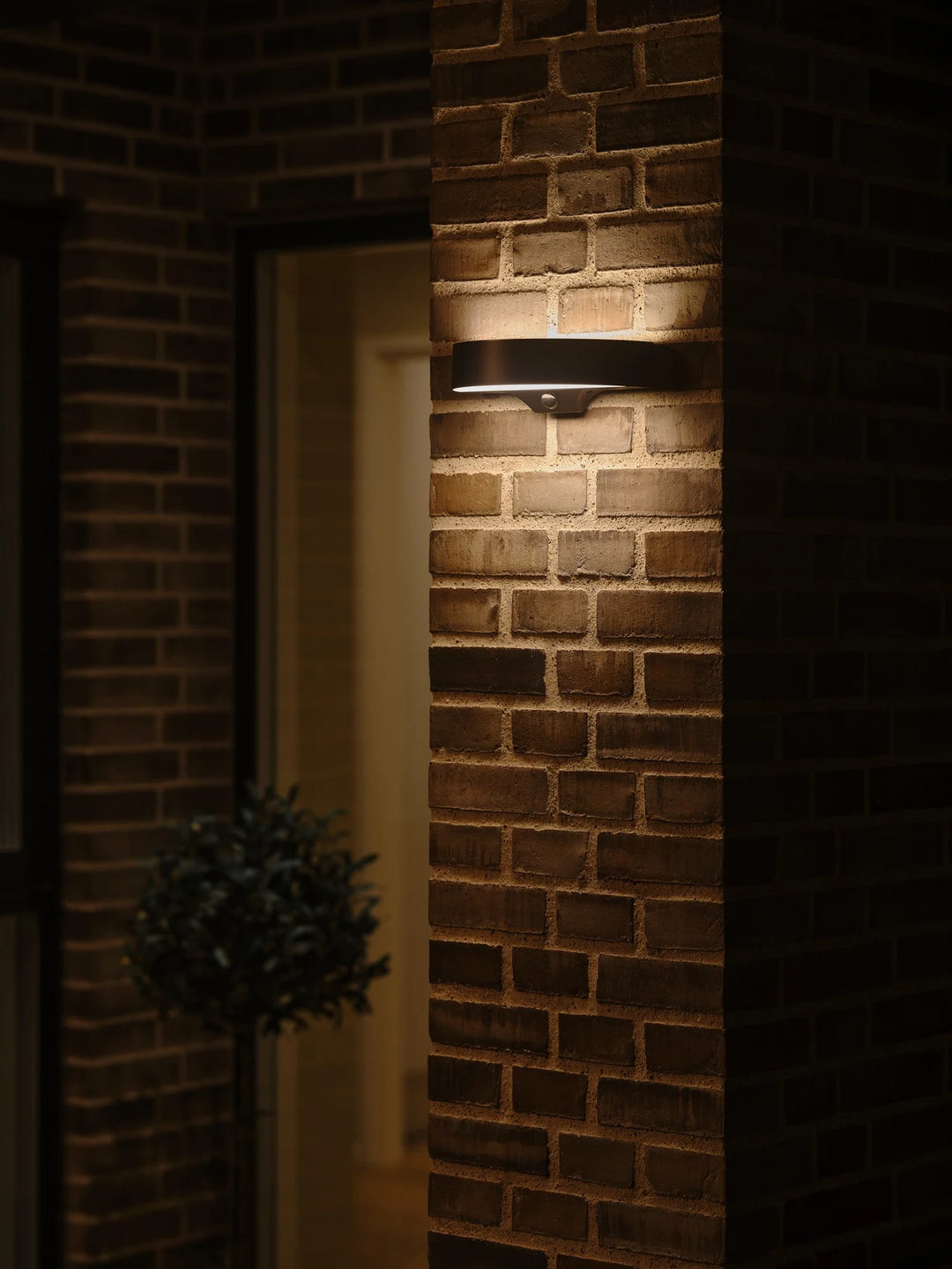 Monay Round Solar up and down Wall light Black Solar Wall Light