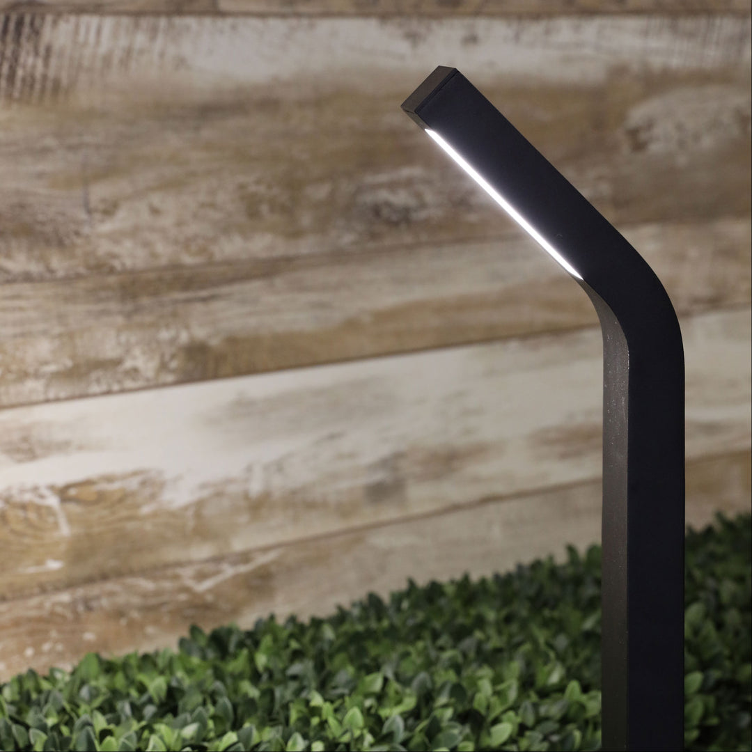 VANGUARD BOLLARD LED 240V Bollard Bollard light