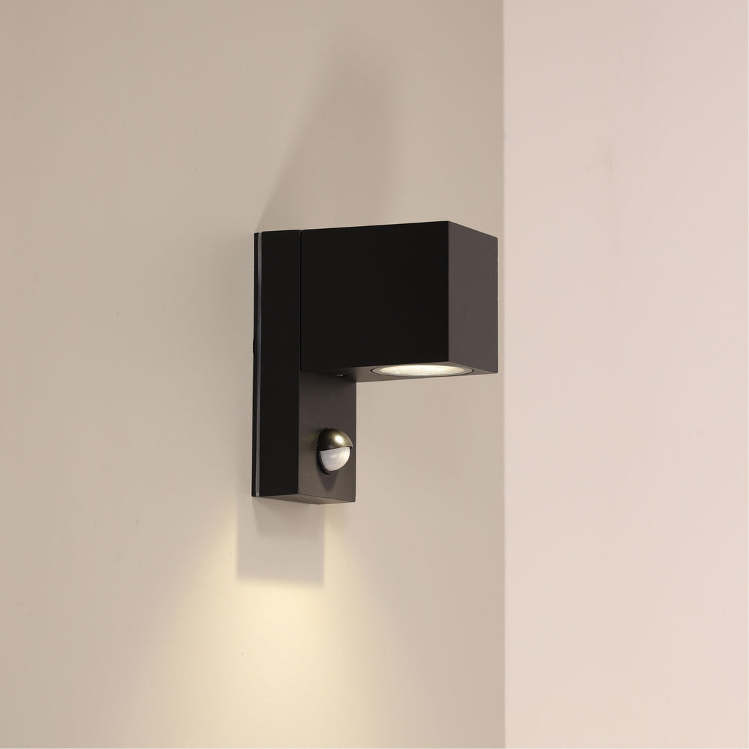 ATLAS Outdoor Sensor Light WALL LIGHT
