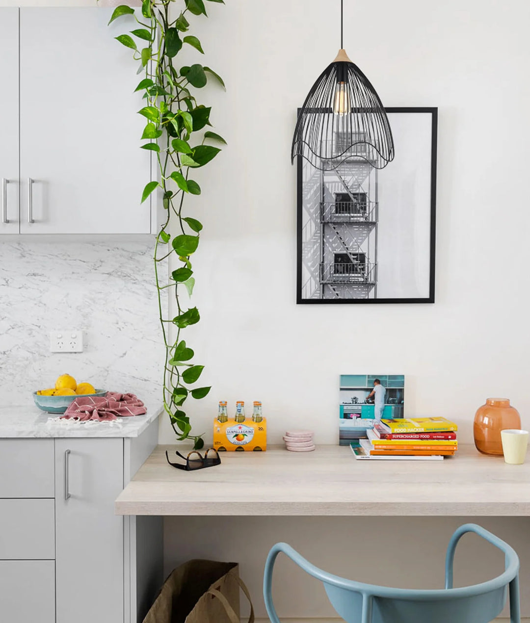 SPIAGGIA: Cone Shape & Wavy Edge Pendant Lights Pendant