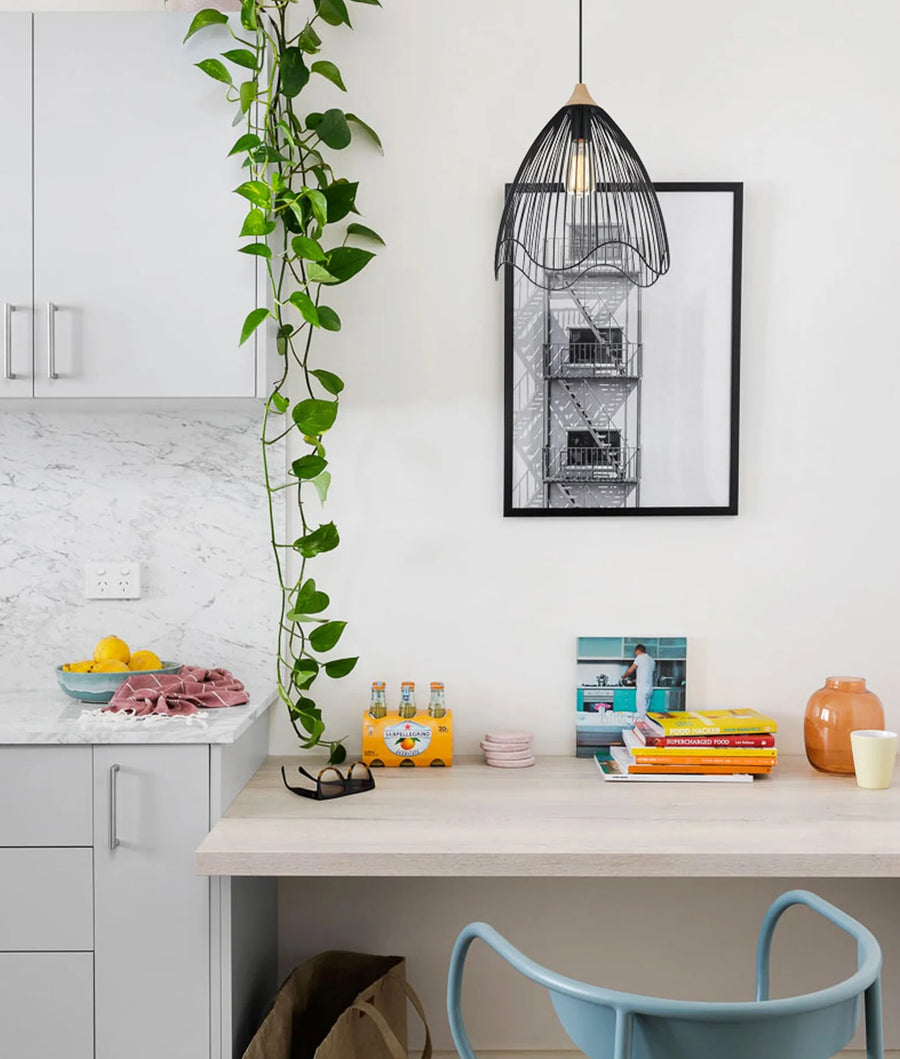 SPIAGGIA: Cone Shape & Wavy Edge Pendant Lights Pendant
