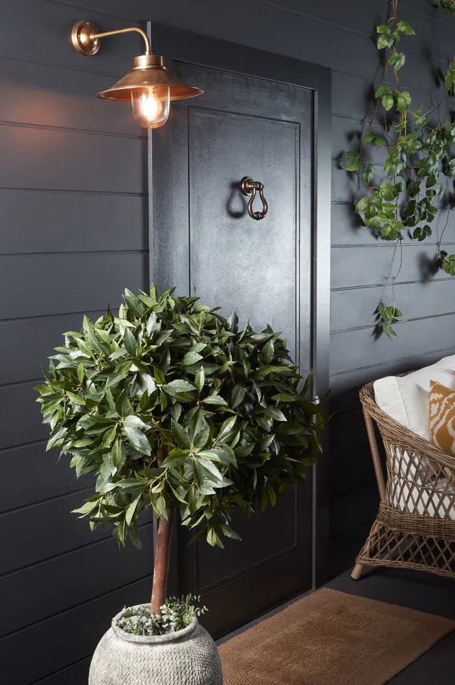 Sandhurst Outdoor Wall Light WALL LIGHT