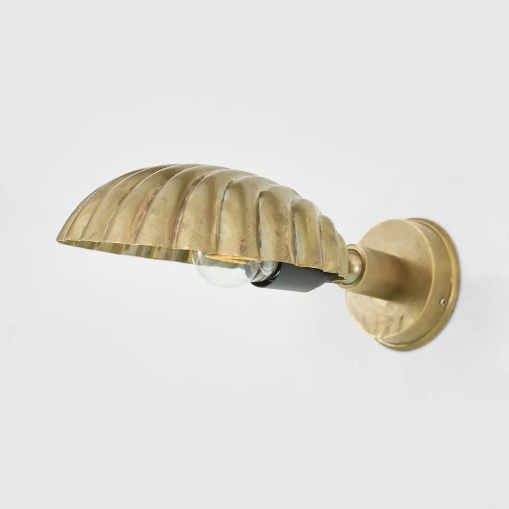 Oliver Wall Light Antique Brass WALL LIGHT