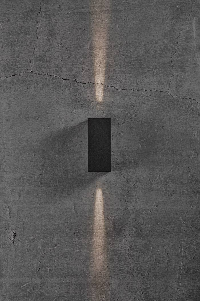 Asbol Kubi | Wall Light | Black