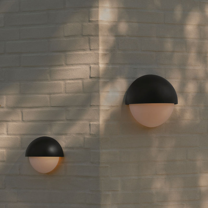 Scorpius Maxi Round Wall light Black WALL LIGHT
