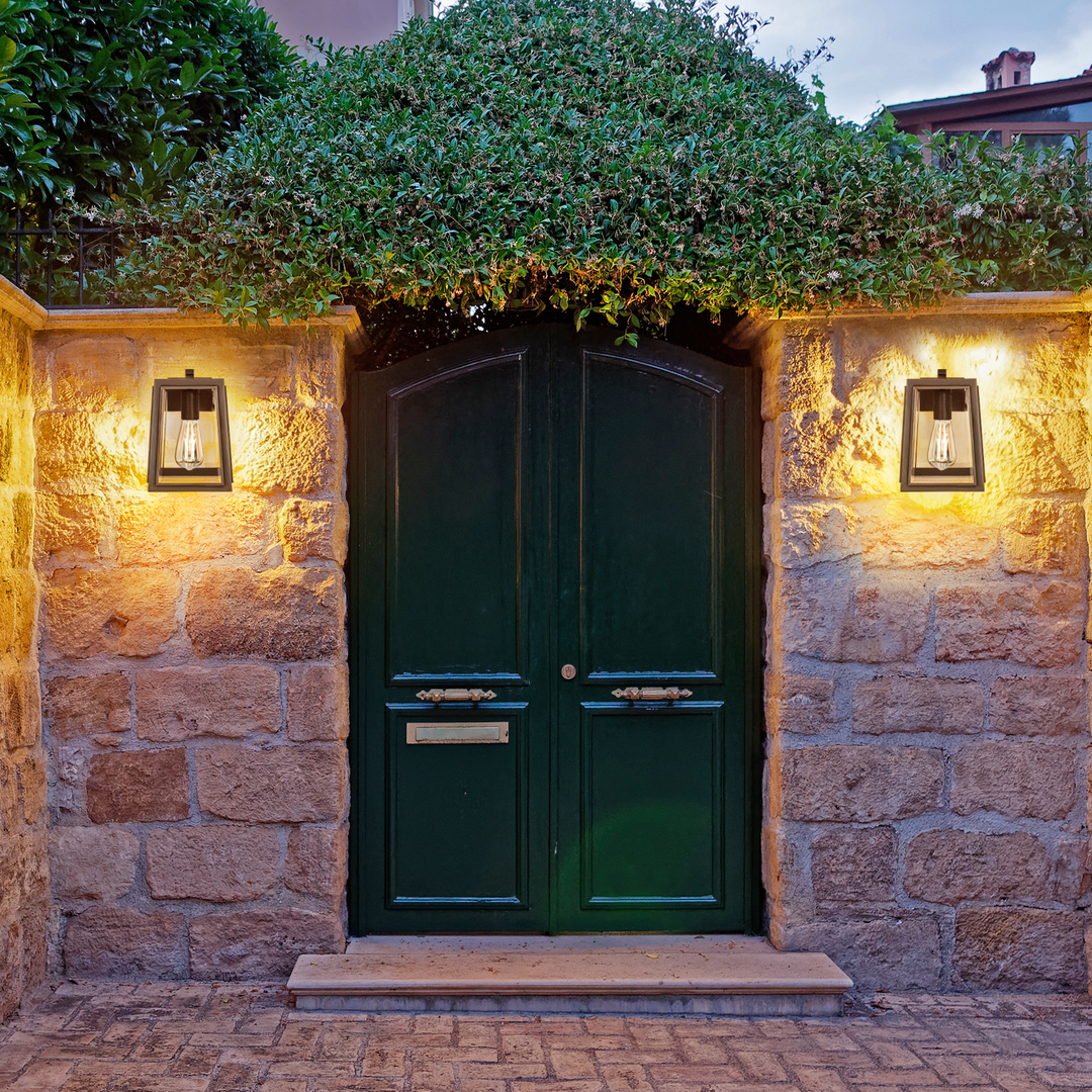 LONDON SOLID BRASS EXTERIOR WALL LIGHT