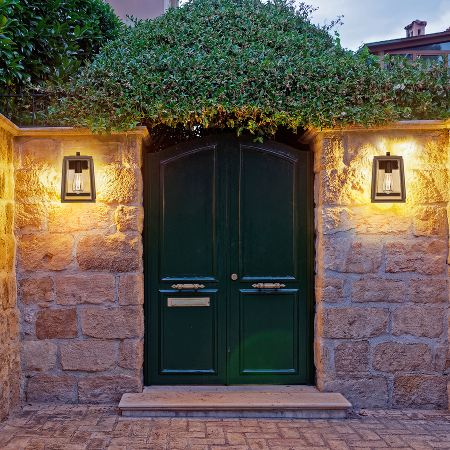 LONDON SOLID BRASS EXTERIOR WALL LIGHT