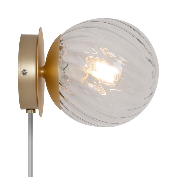 Chisell Wall light Brass