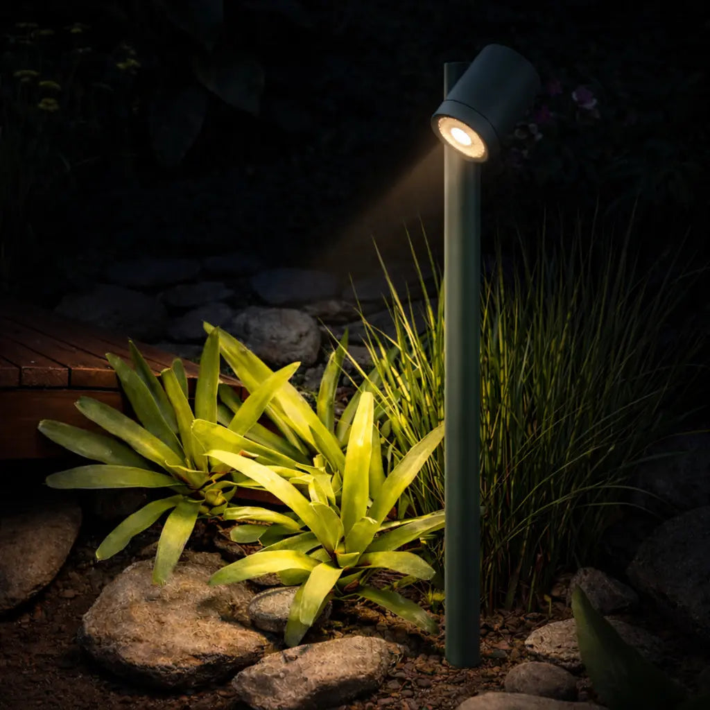 CLOVIS 24V MR16 EXTERIOR POST LIGHT