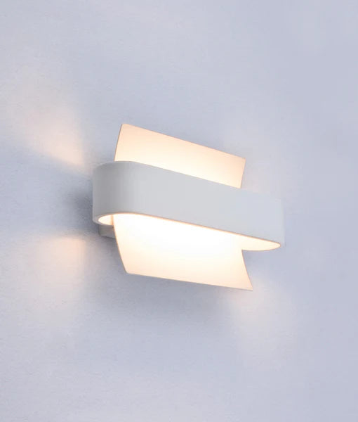 DUBAI: City Series LED Interior Matte White Curved Wall Light