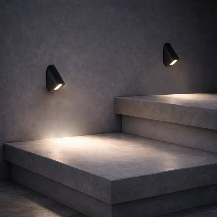 ELGIN 24V EXTERIOR STEP WALL LIGHT