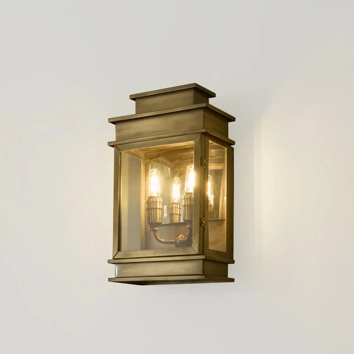 Regal Outdoor Wall Light 23cm