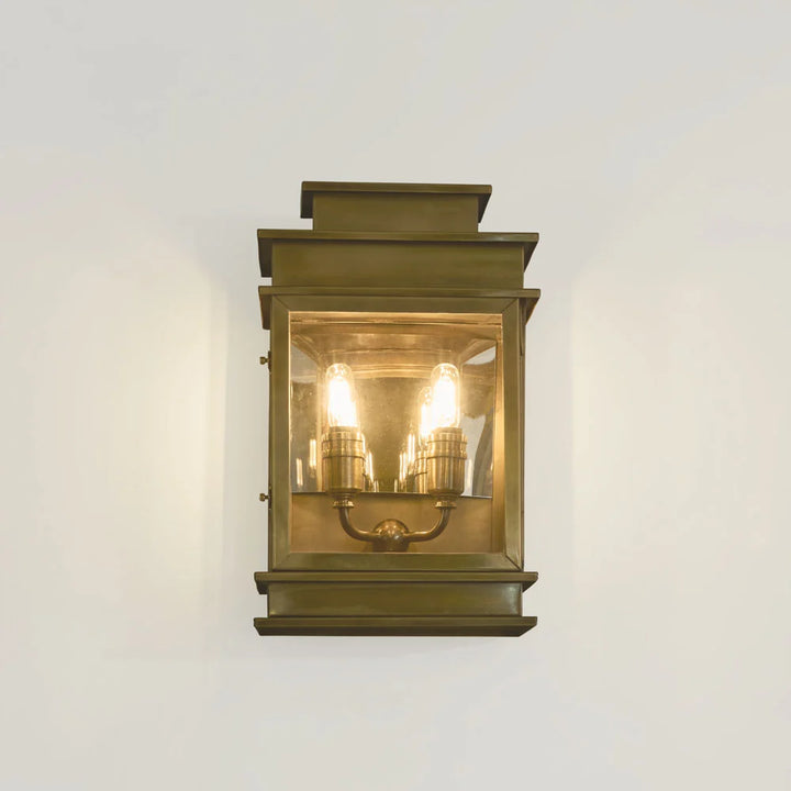 Regal Outdoor Wall Light 23cm