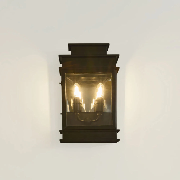 Regal Outdoor Wall Light 23cm