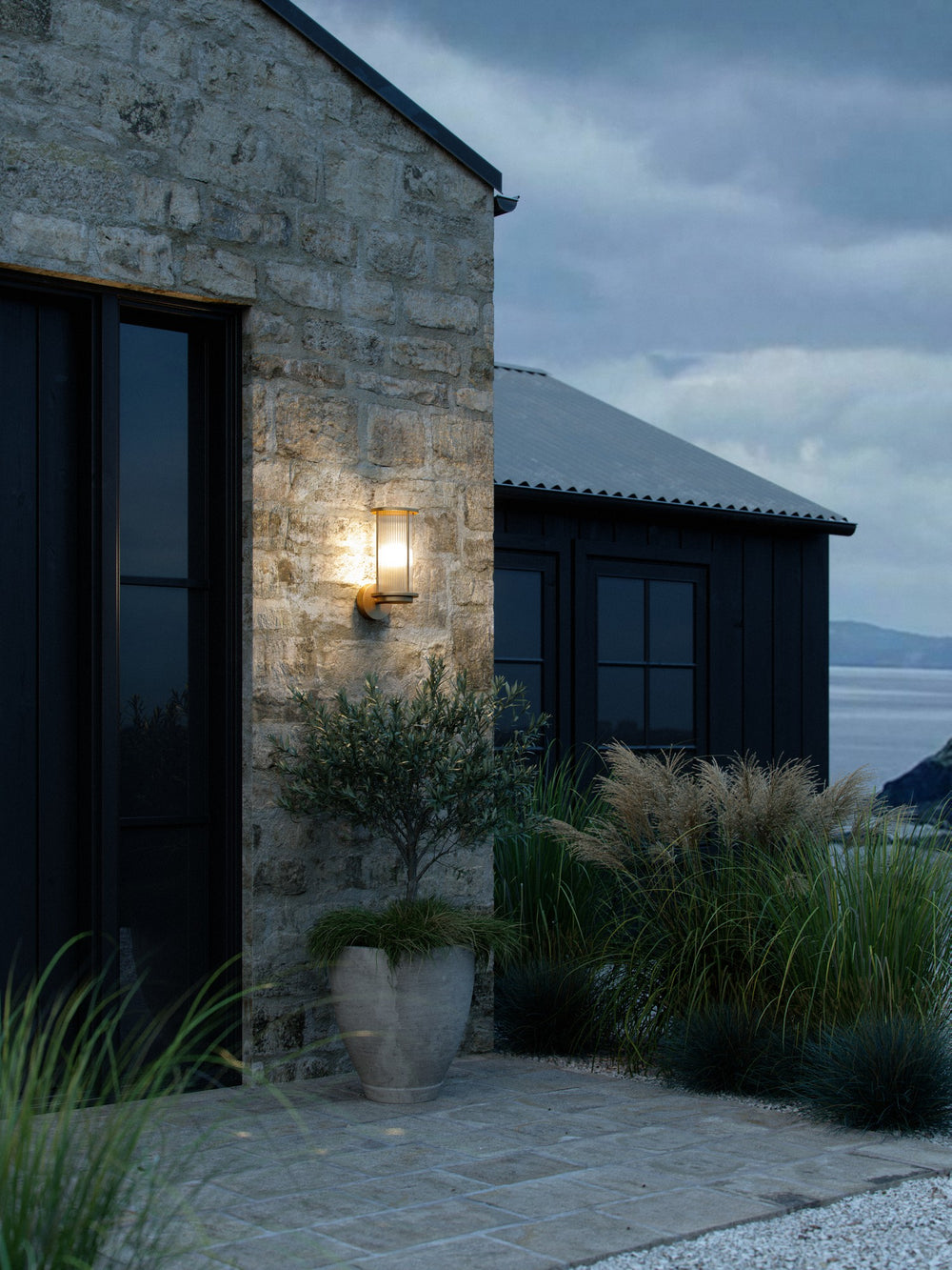 Linton Wall light Brass WALL LIGHT