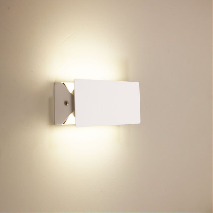 NIMMO 8W CTS LED WALL LIGHT