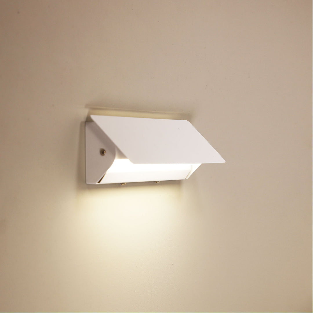 NIMMO 8W CTS LED WALL LIGHT