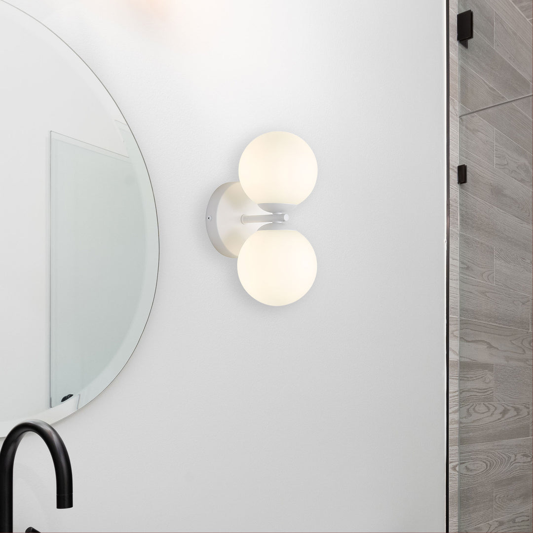 OBERON.2 IP44 wall light