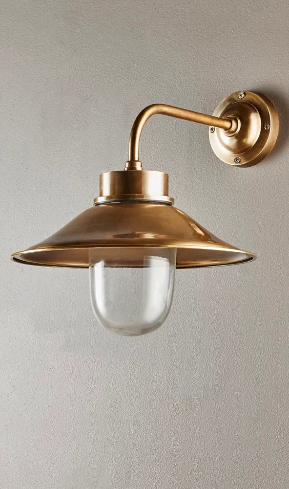 Sandhurst Outdoor Wall Light